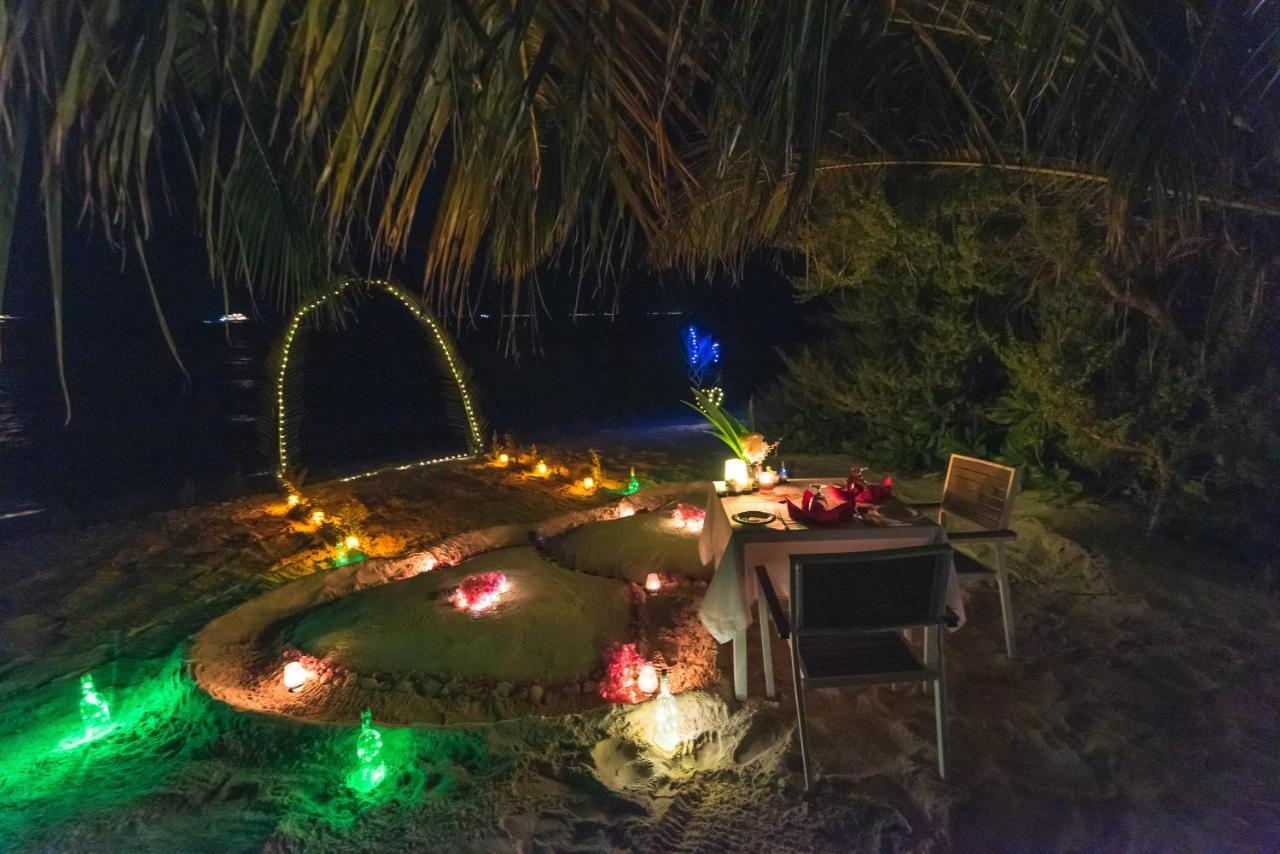 Dhiguveli Maldives Hotel Dhigurah  Eksteriør billede