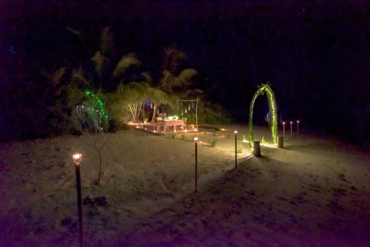 Dhiguveli Maldives Hotel Dhigurah  Eksteriør billede